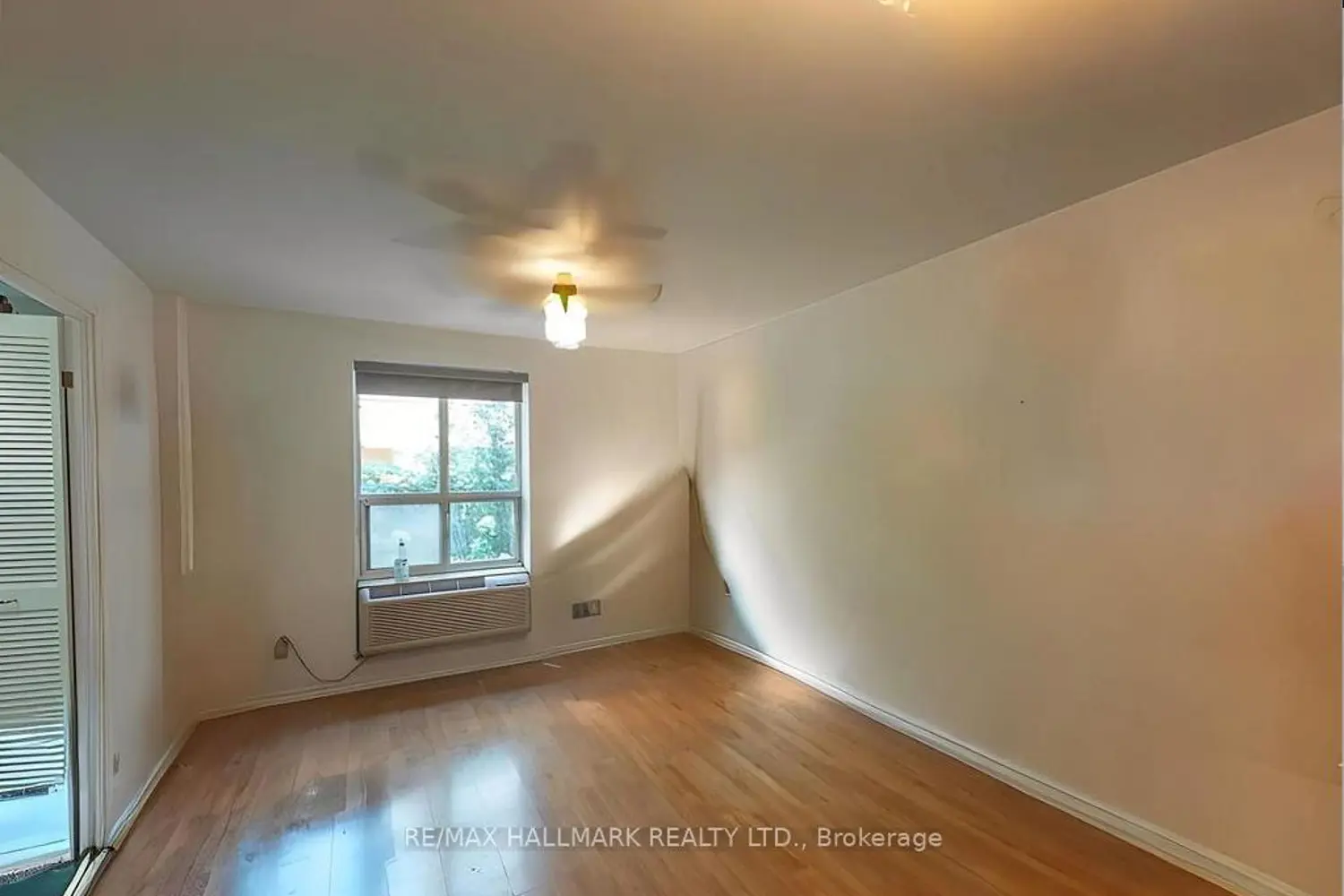 88 Charles Street 105 photo 4