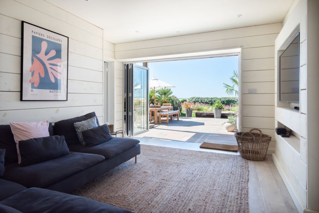 Additional image 7 of 5 bed detached house for saleSouthwood Road, Hayling Island, Hampshire PO11