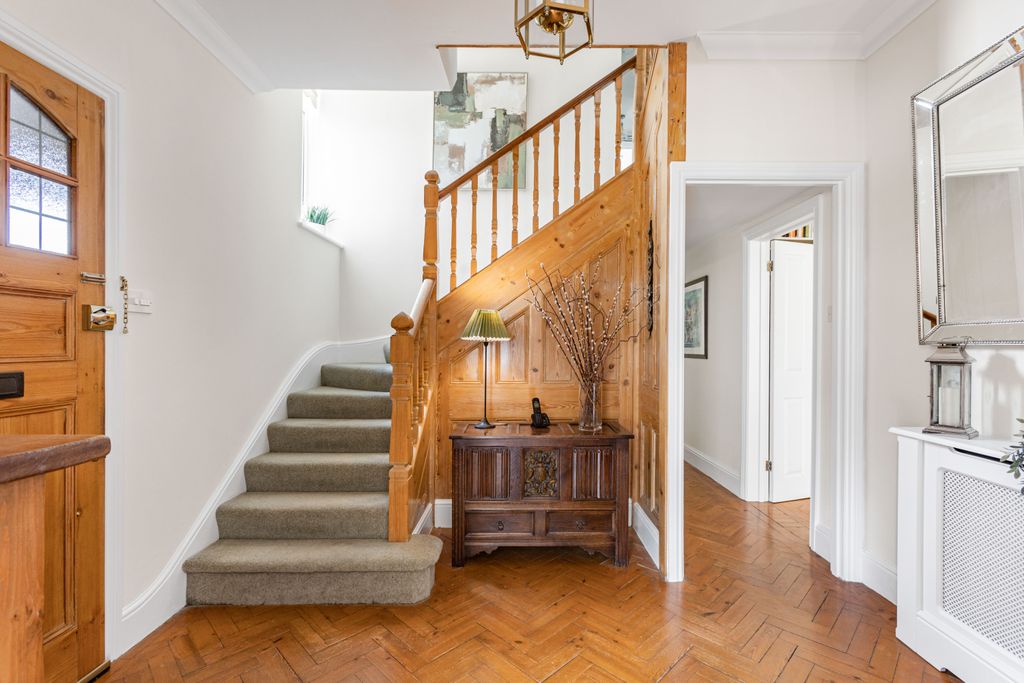 Additional image 13 of 6 bed detached house for saleMangrove Lane, Hertford, Hertfordshire SG13