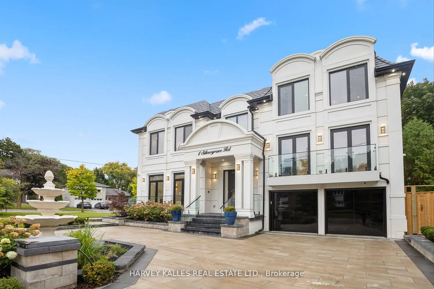 1 Silvergrove Road photo 2