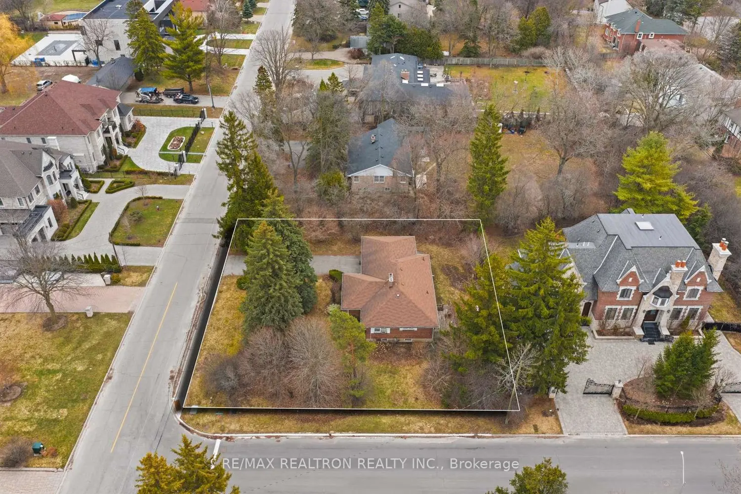 17 Denham Drive photo 3