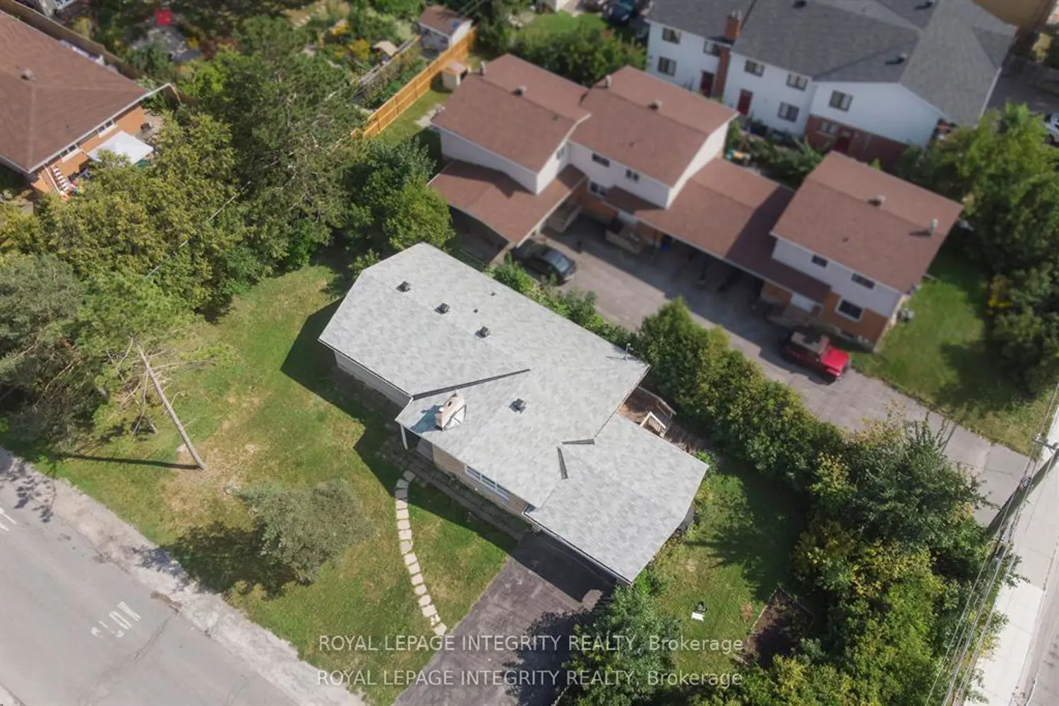 1152 Tawney Road photo 2