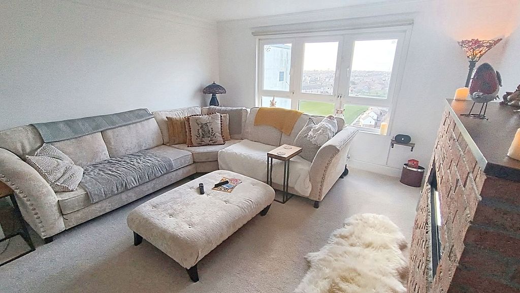 2 bed flat for saleSunderland SR3 photo 4