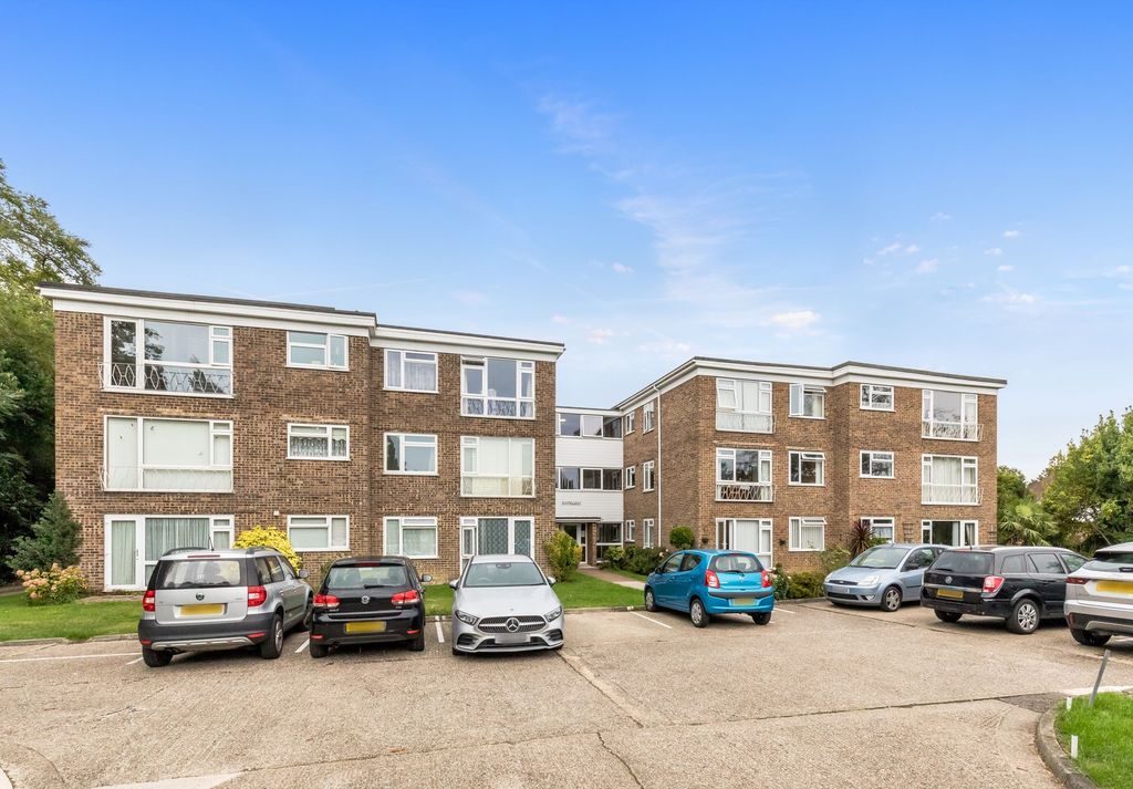 Additional image 11 of 2 bed flat for saleGrovelands, Horley RH6