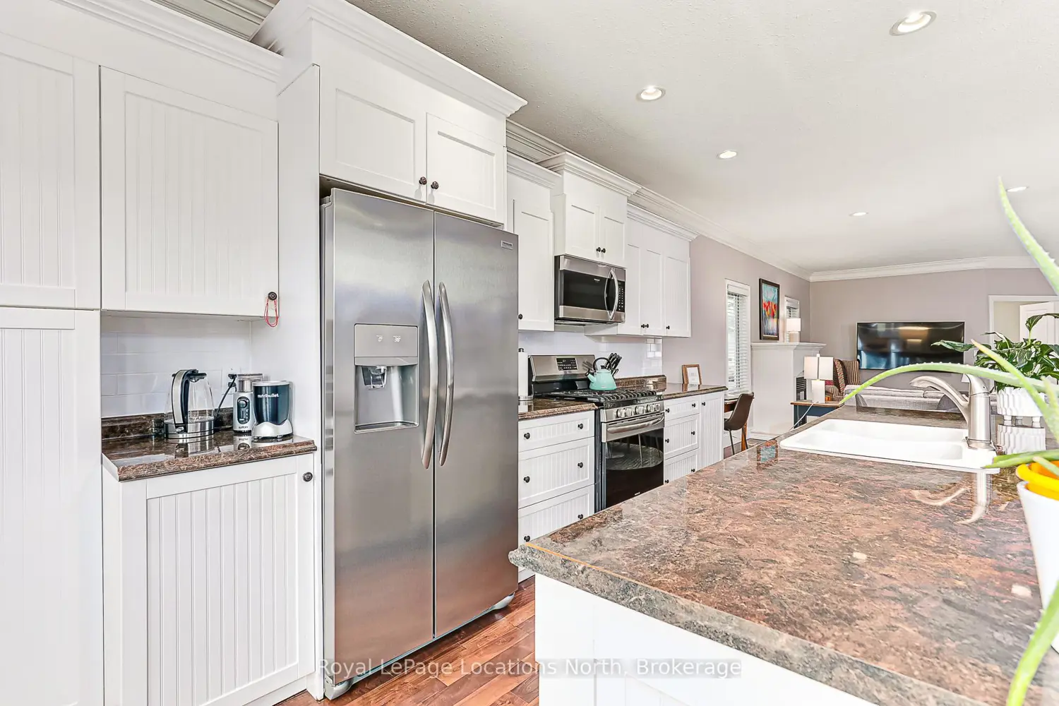 73 Findlay Drive photo 5