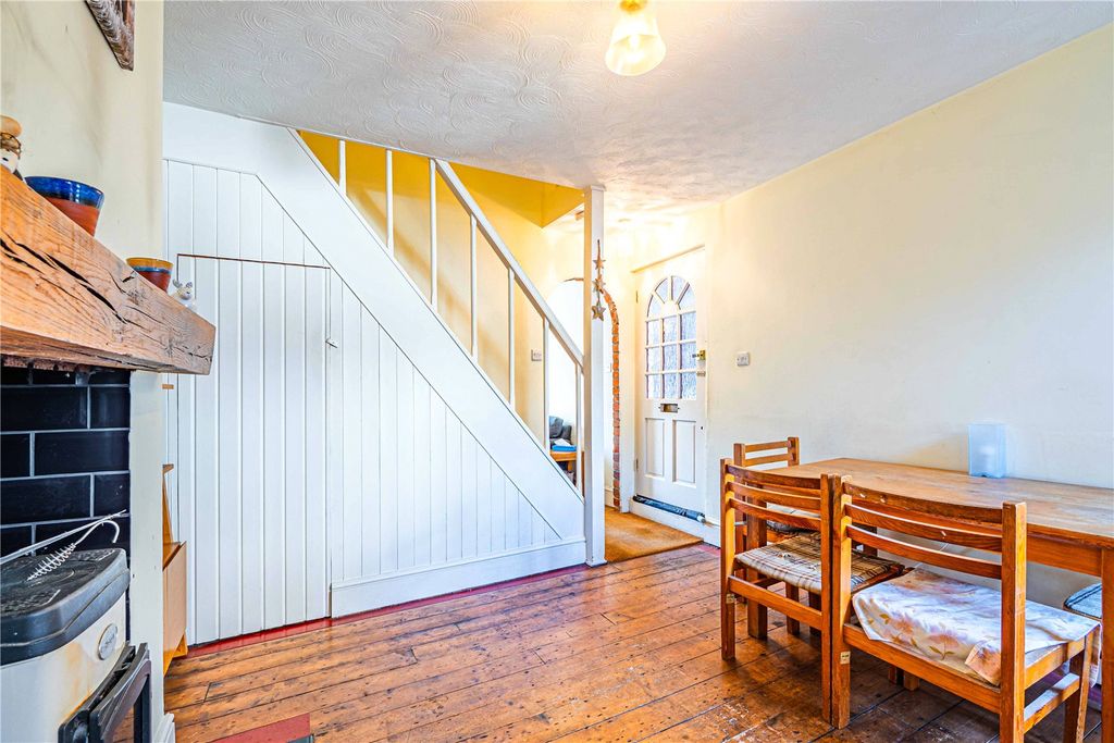 Additional image 5 of 2 bed semi-detached house for saleEbberns Road, Apsley, Hemel Hempstead, Hertfordshire HP3