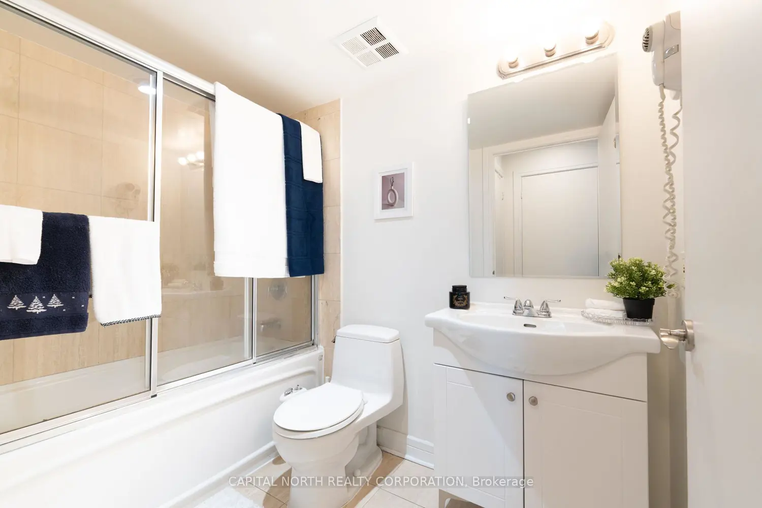 Additional image 14 of 16 Harrison Garden Boulevard 1706