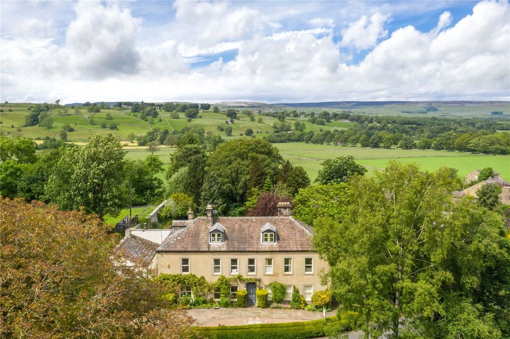 10 bed detached house for saleThe Grange, West Burton, Leyburn, North Yorkshire DL8