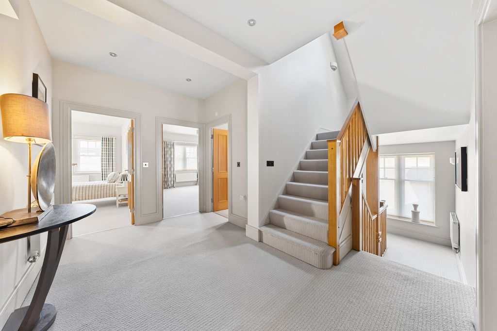 Additional image 30 of 5 bed detached house for saleSussex Avenue, Harrogate HG1