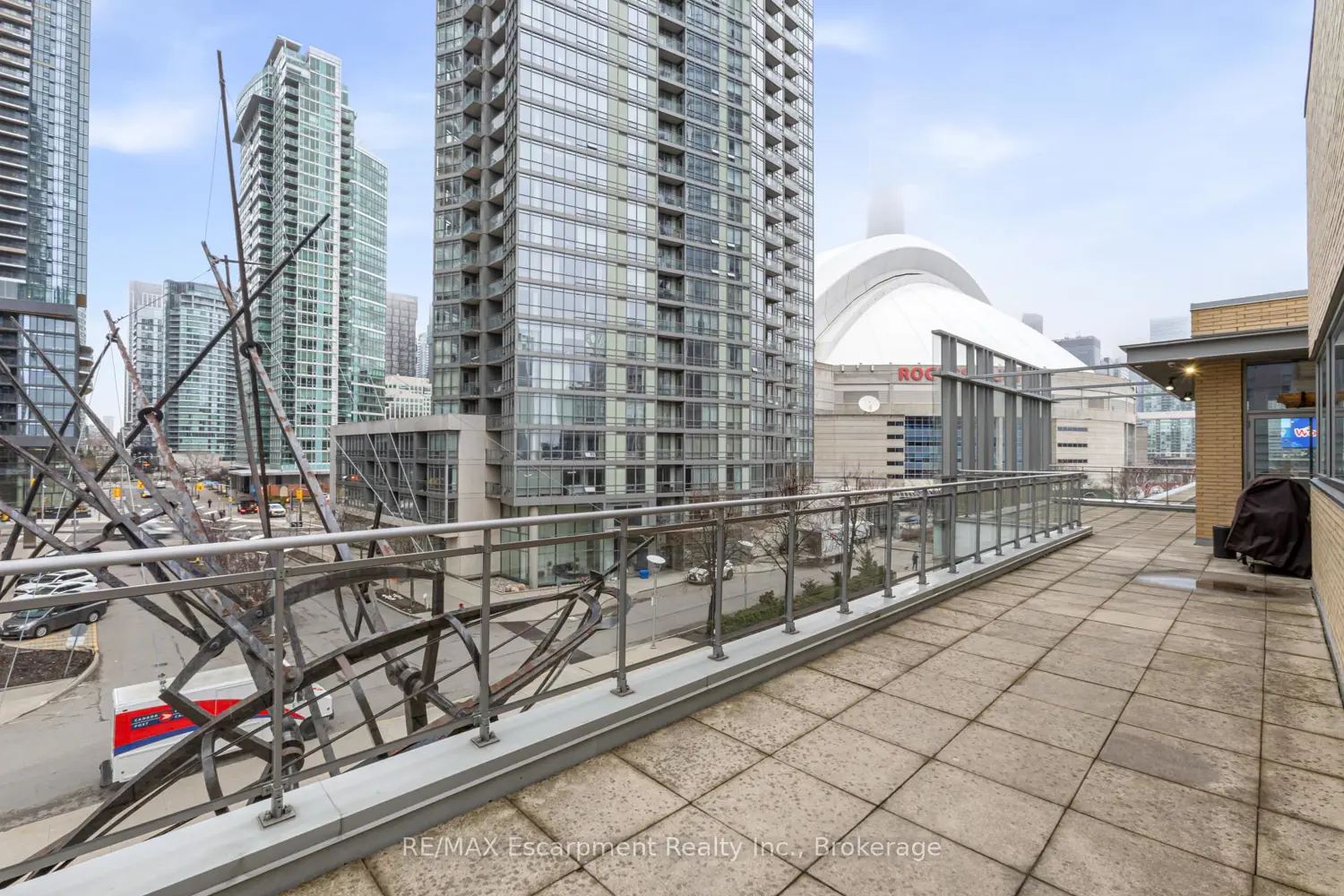 Additional image 16 of 9 Spadina Avenue 303