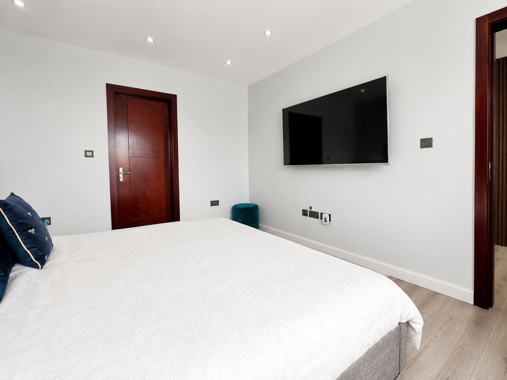 Additional image 12 of 4 bed detached house for saleLansbury Drive, Hayes UB4