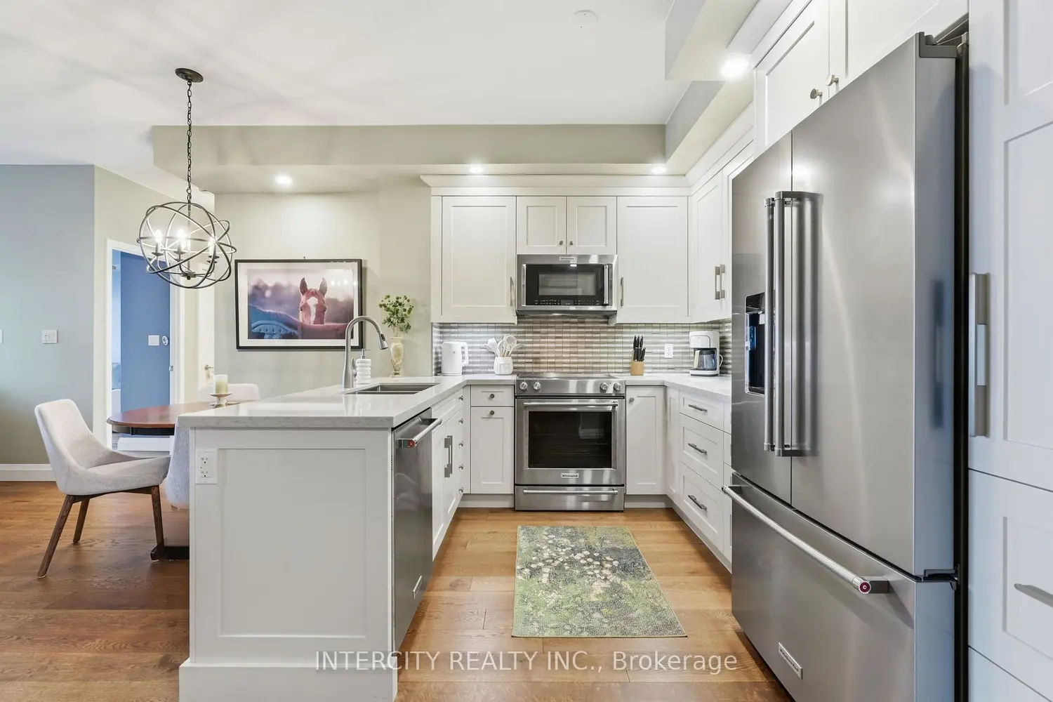 699 Aberdeen Boulevard 905 photo 3