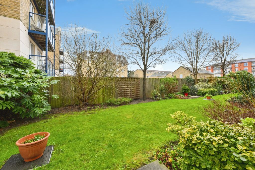 Additional image 14 of 2 bed flat for saleBrocket Road, Hoddesdon EN11