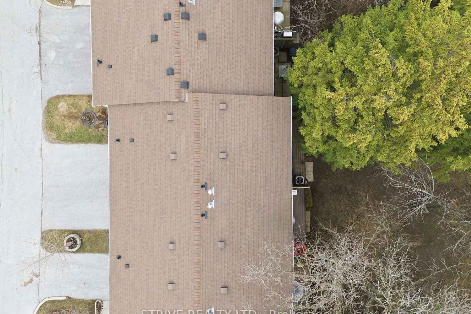 Additional image 15 of 1718 John Street 33