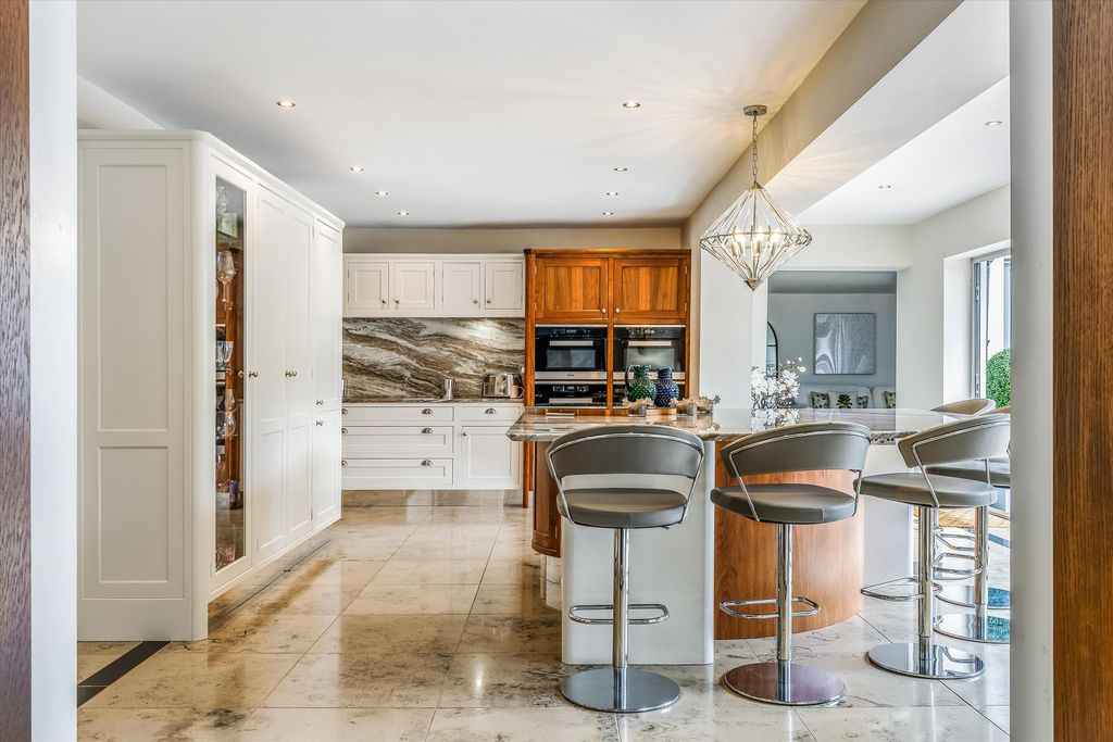 Additional image 8 of 4 bed detached house for saleWarwick Crescent, Harrogate, North Yorkshire HG2