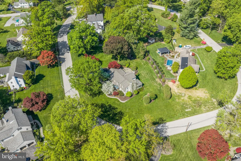 977 Ivycroft Road, Wayne, PA 19087