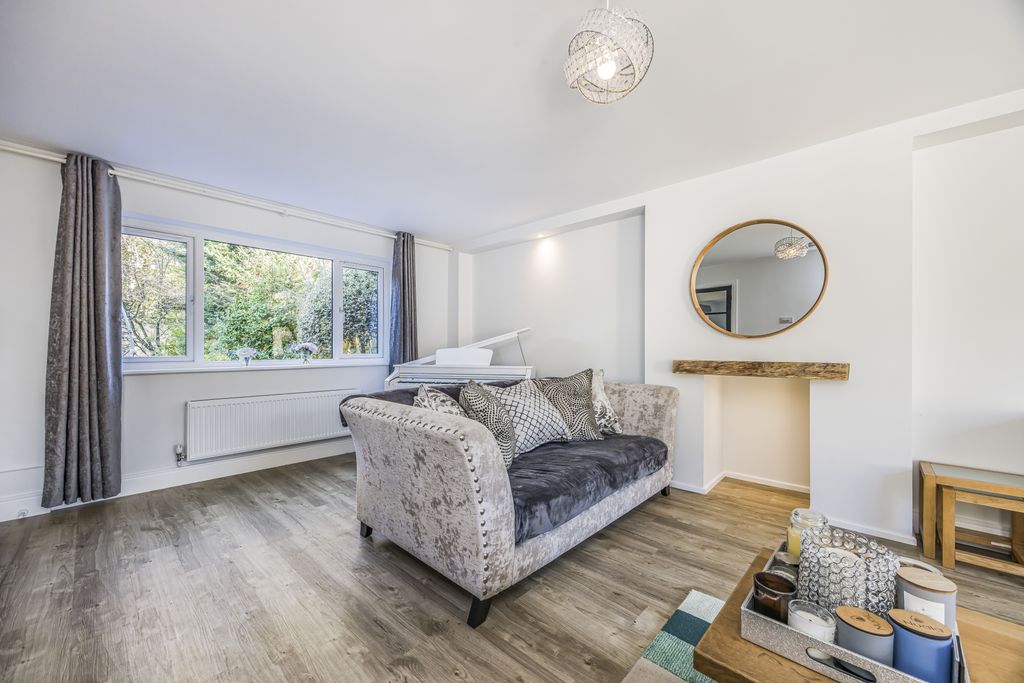 Additional image 10 of 4 bed detached house for saleHavant, Hampshire PO9