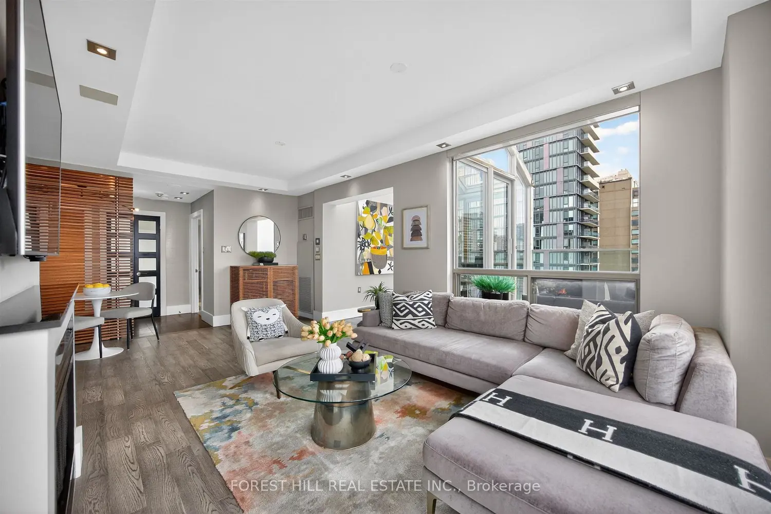 298 Jarvis Street Up Ph 3 photo 5