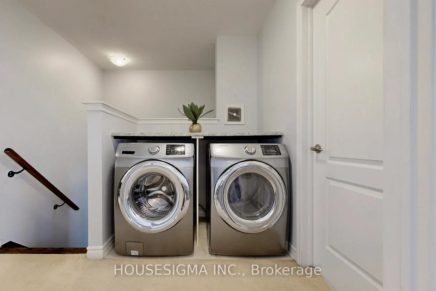 Additional image 17 of 1097 Silk Street