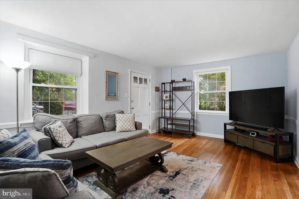 Additional image 3 of 2316 Kenilworth Road, Ardmore, PA 19003