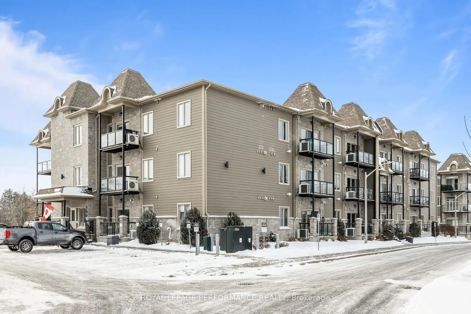 300 Solstice Crescent 205