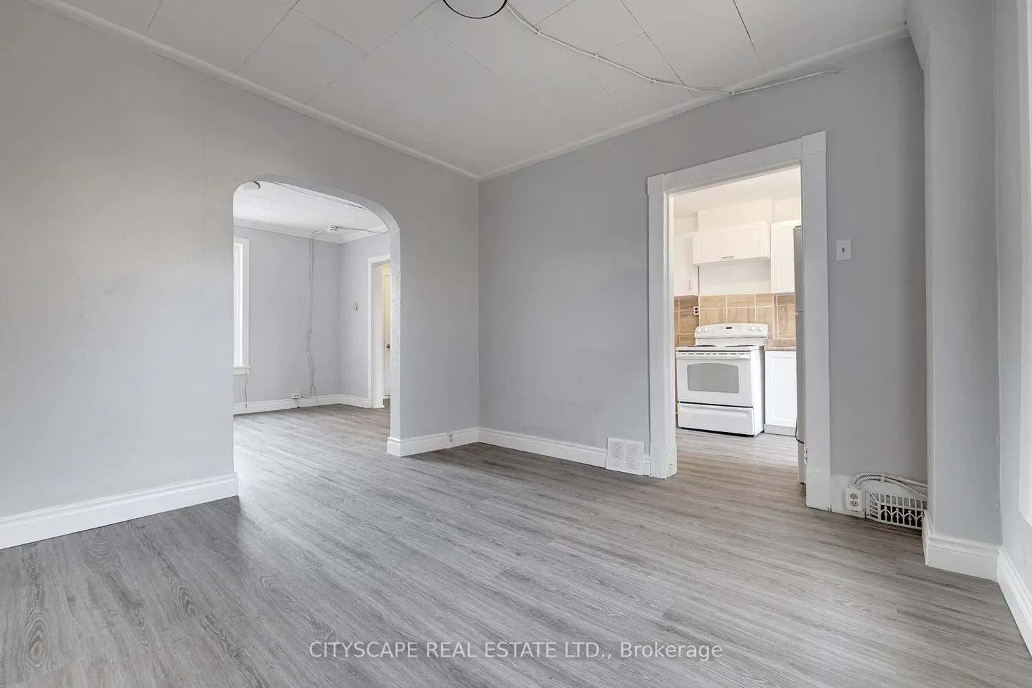 61 Eby Street B photo 4