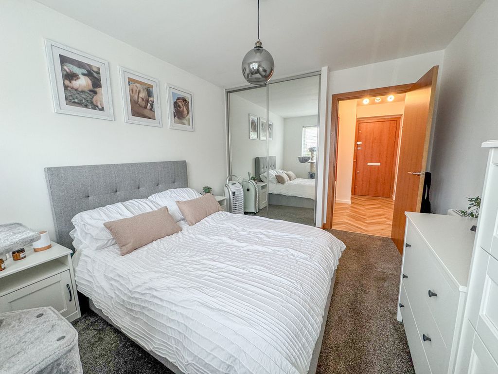 Additional image 5 of 1 bed flat for saleAspen Green, Ashingdon Road, Rochford SS4