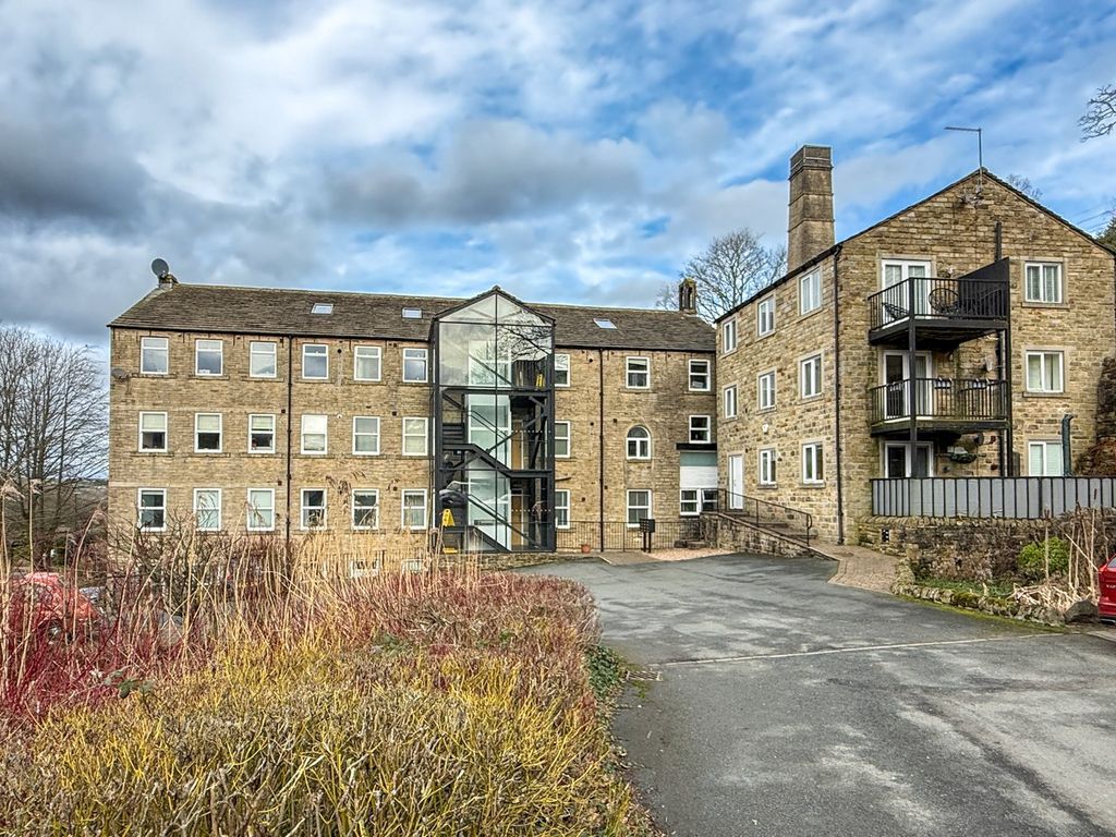 1 bed flat for saleUnderbank Old Road, Holmfirth HD9