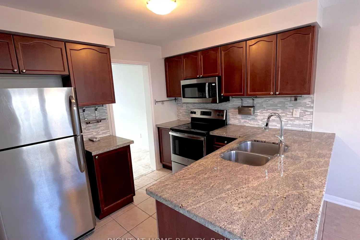 Additional image 3 of 2385 Coho Way