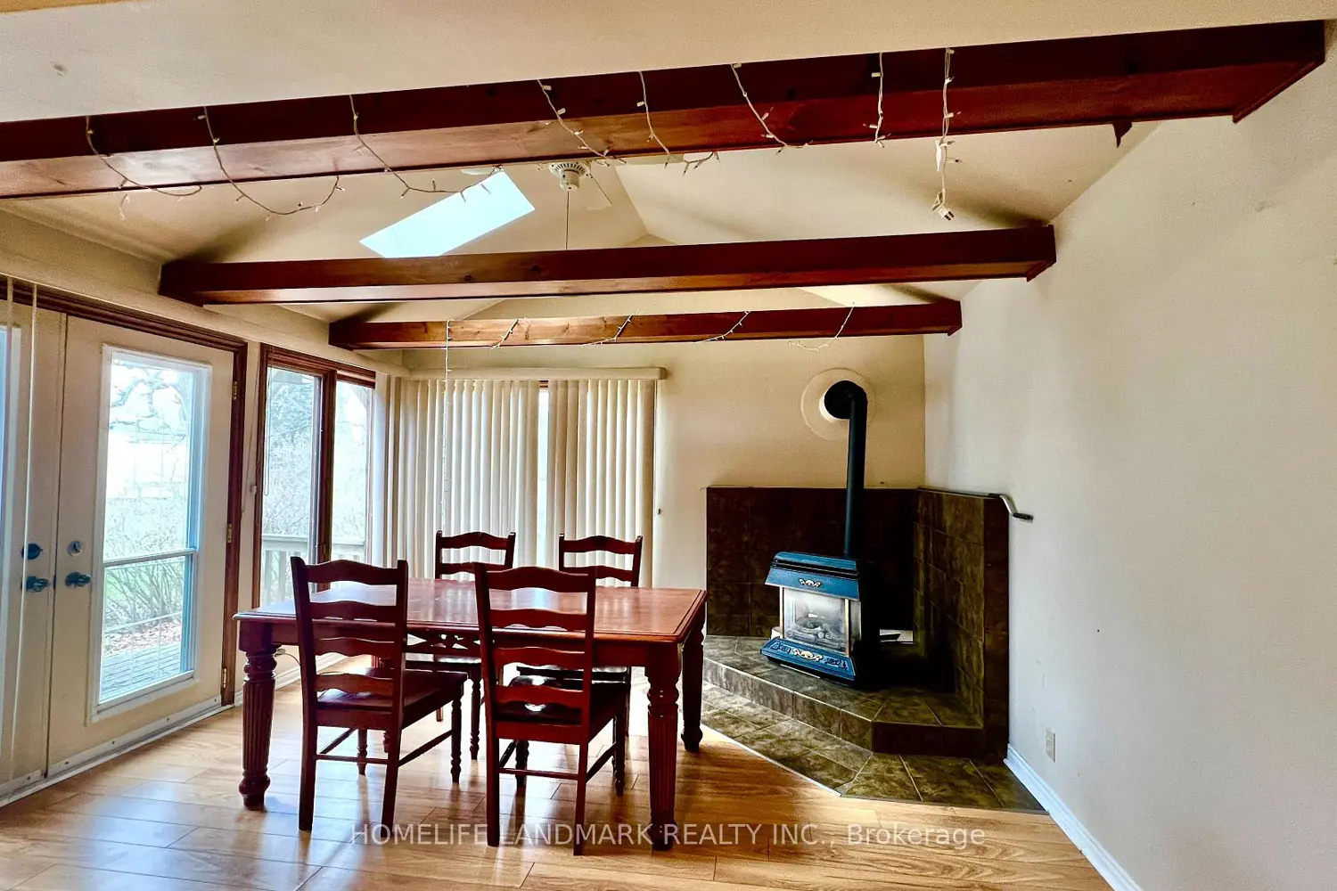 84 Binkley Crescent photo 2