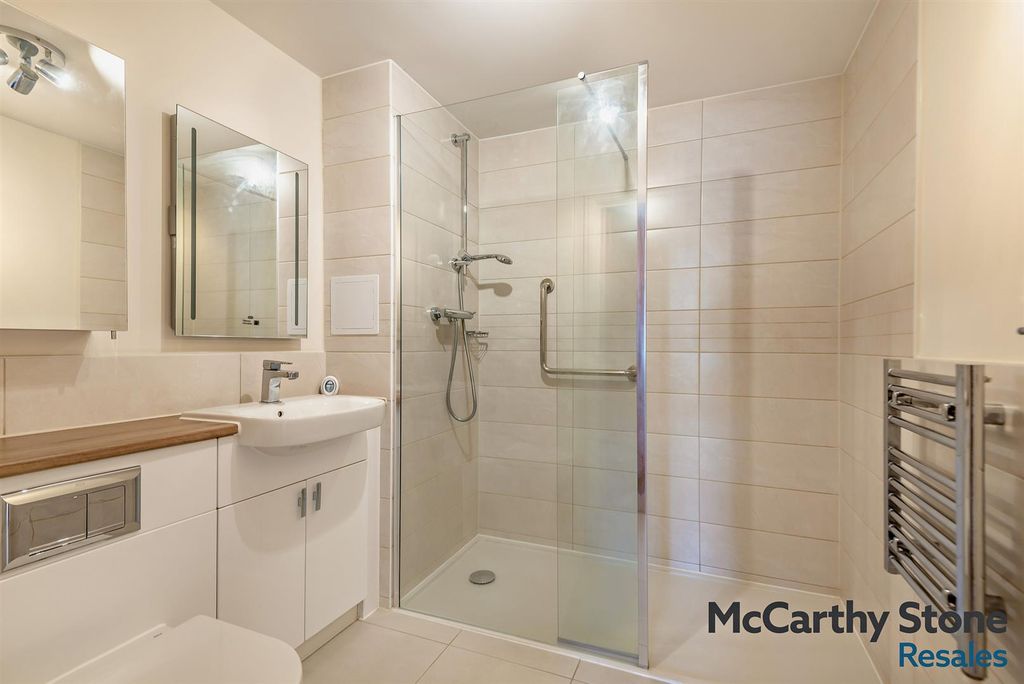 Additional image 5 of 2 bed flat for saleSt. Marys Road, Hayling Island PO11