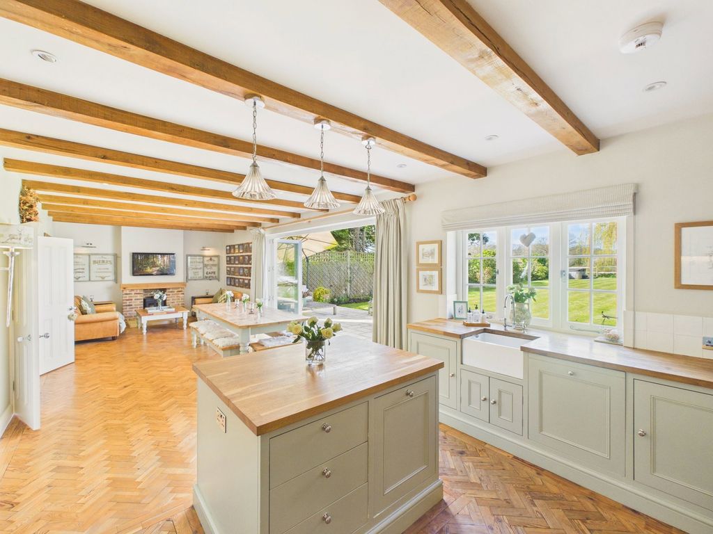 Additional image 6 of 7 bed detached house for saleKerves Lane, Horsham, West Sussex RH13