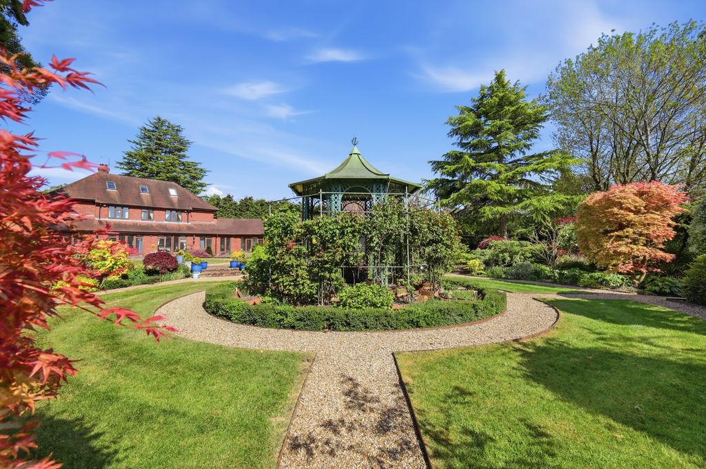 Additional image 22 of 6 bed detached house for saleWest Common Close, Harpenden AL5