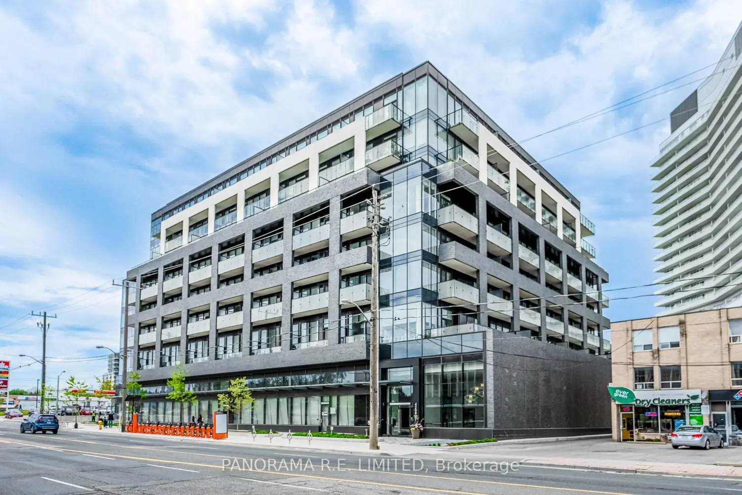 Additional image 20 of 4208 Dundas Street 802