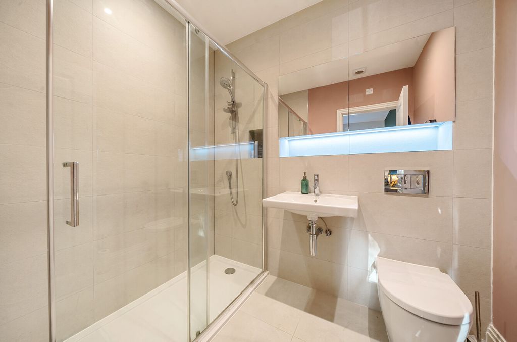 Additional image 9 of 2 bed flat for saleAspen Road, High Wycombe, Buckinghamshire HP10