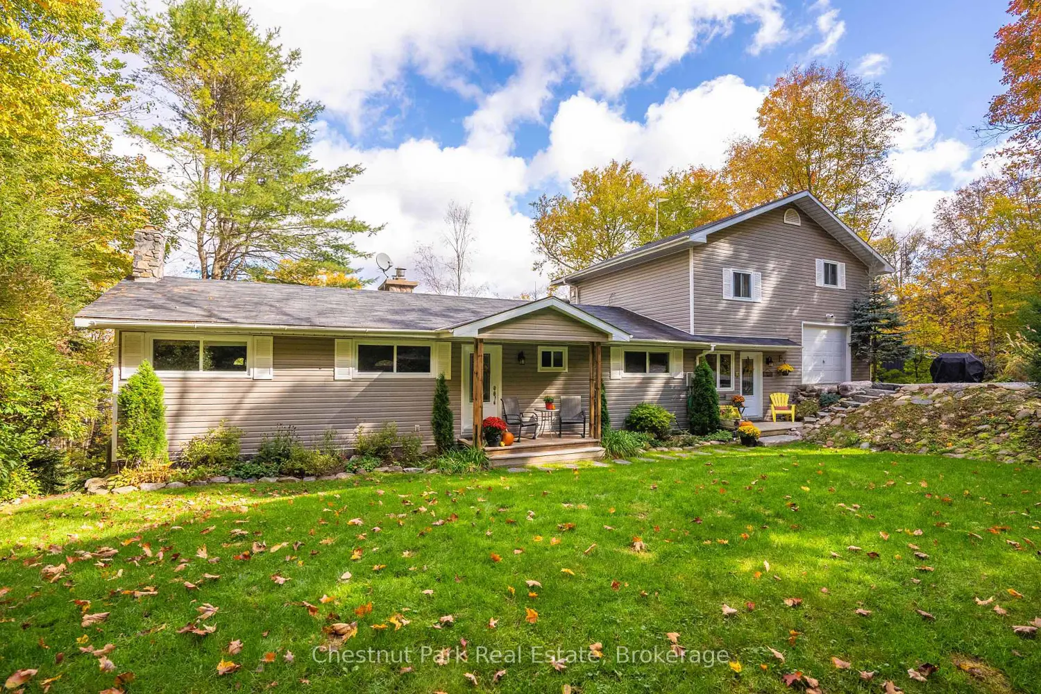 527 Harp Lake Road photo 2