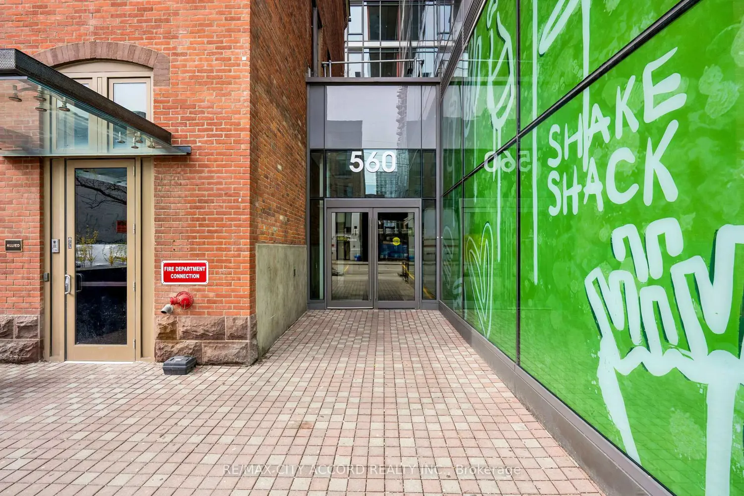 Additional image 4 of 560 King Street 718