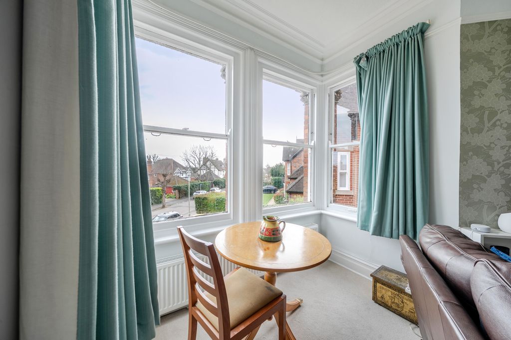 Additional image 15 of 3 bed flat for sale19 Salisbury Avenue, Harpenden AL5