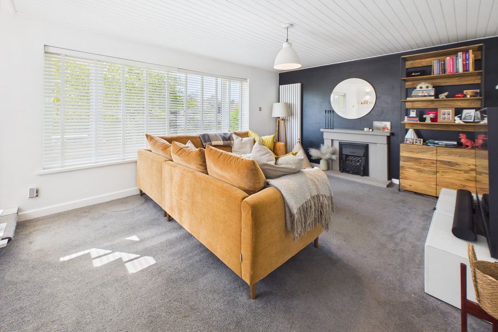 Additional image 6 of 4 bed detached house for saleParkhill Road, Hemel Hempstead HP1