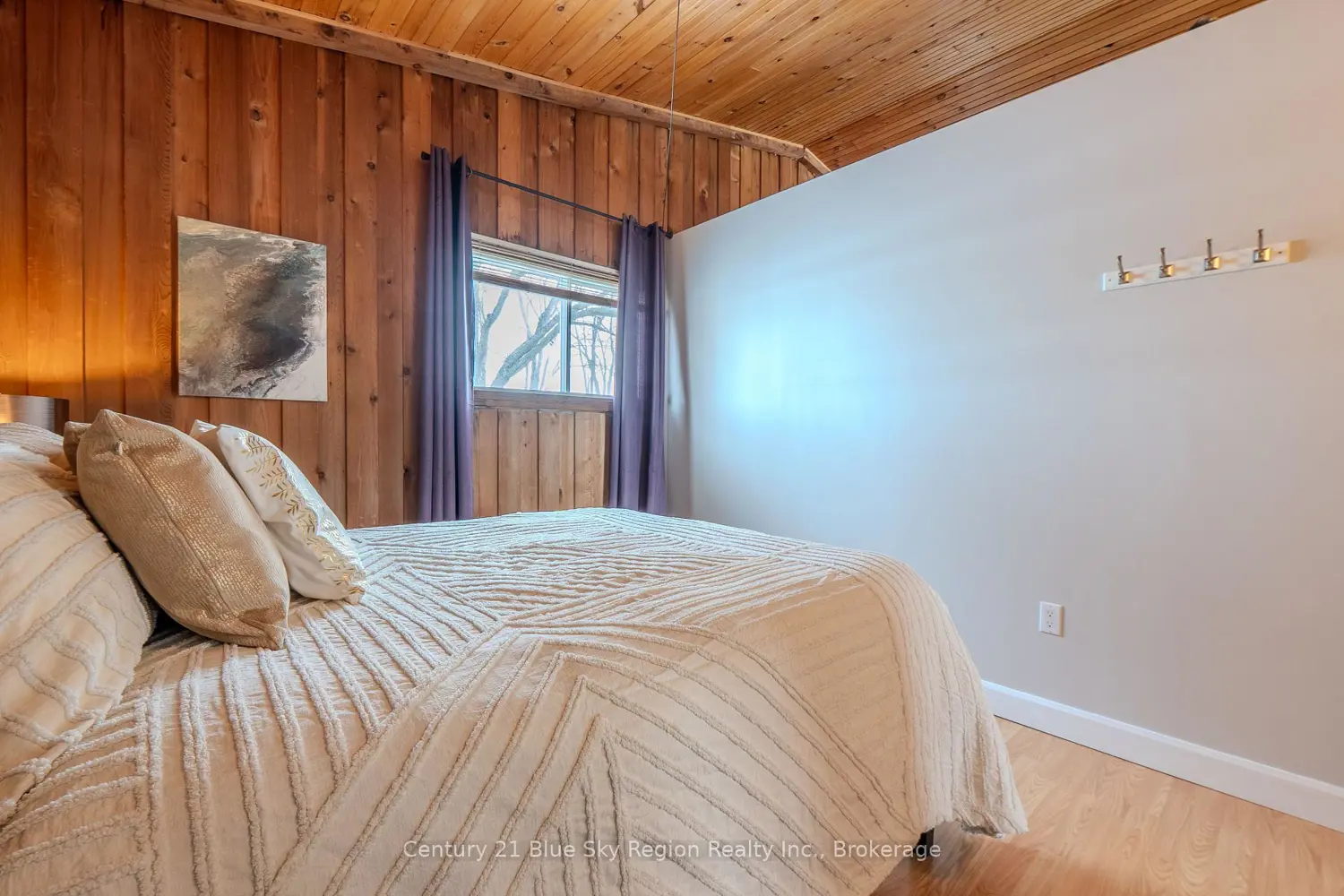 370 Marleau Road photo 2