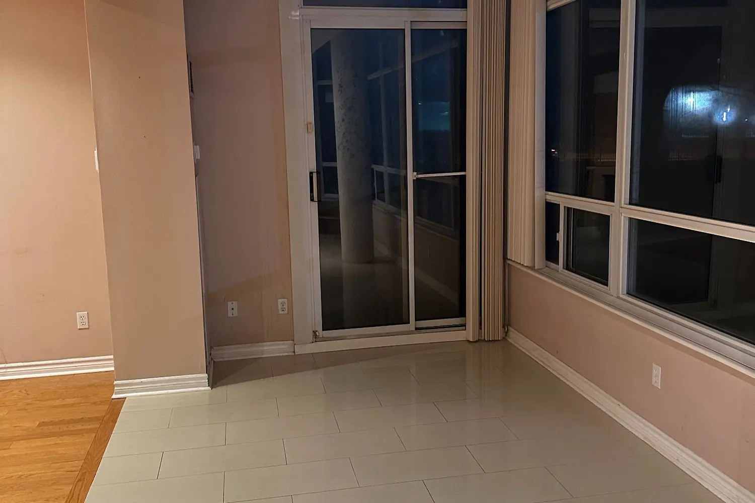 11 Townsgate Drive 107 photo 4