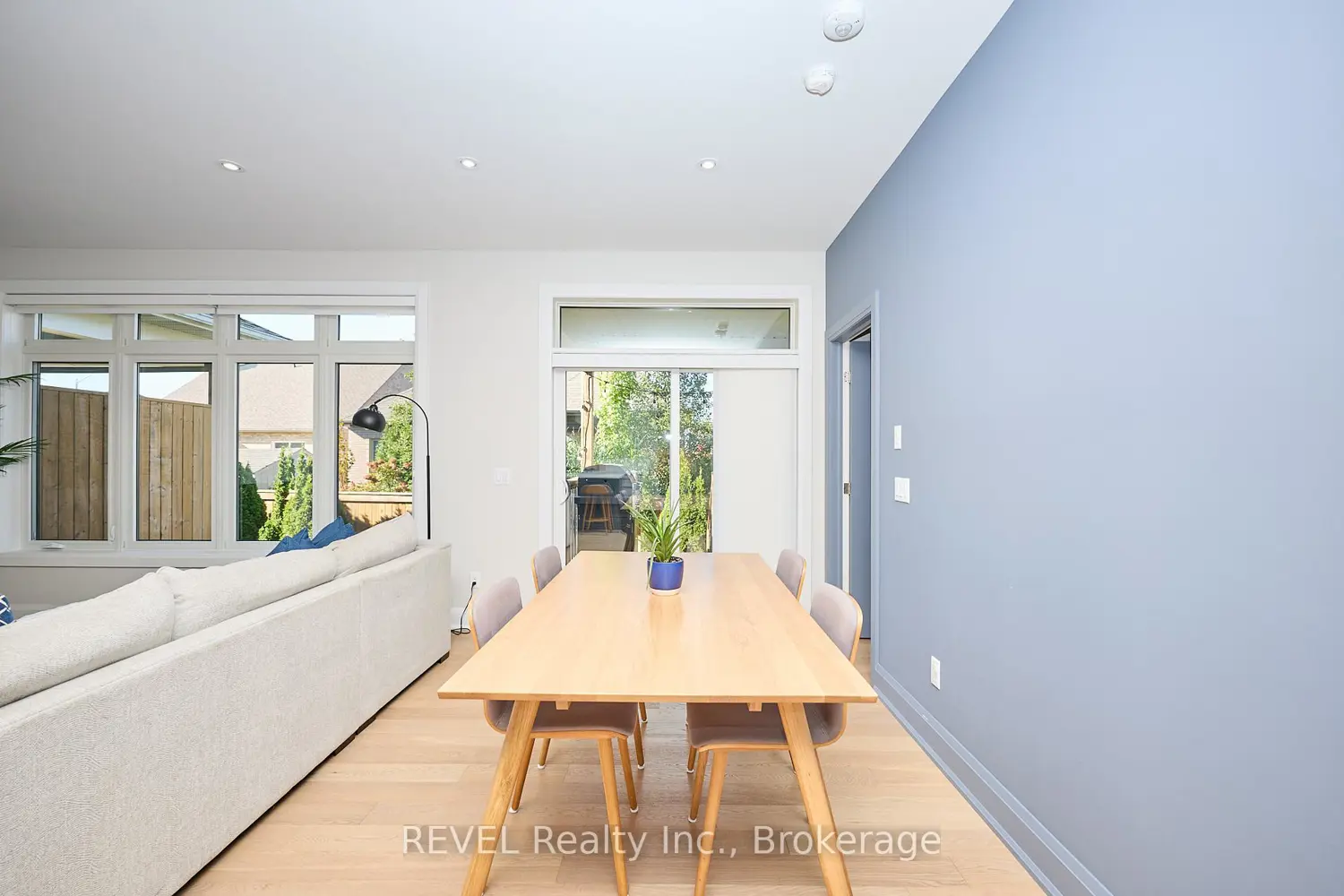 Additional image 9 of 9245 Shoveller Drive 19