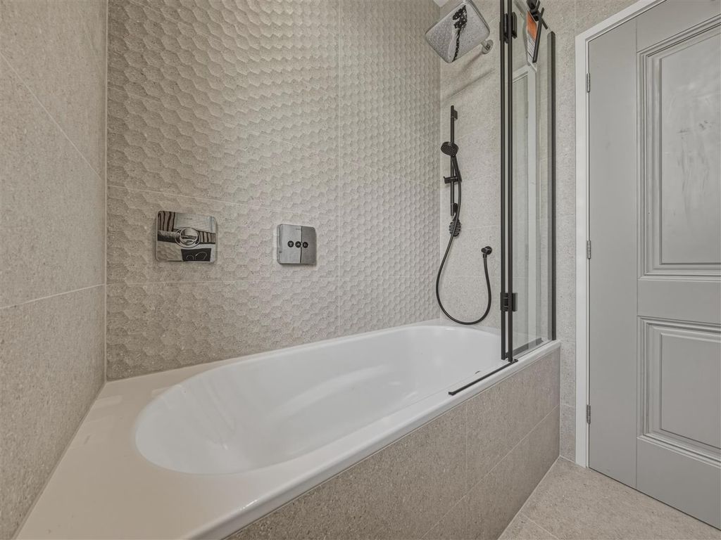 Additional image 32 of 5 bed property for saleBeacon Hill, Herne Bay CT6