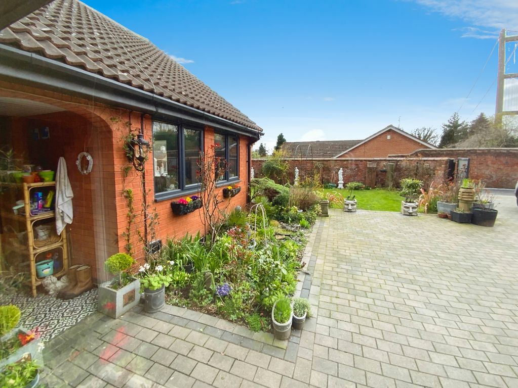 Additional image 18 of 5 bed detached bungalow for saleCliff Top Lane, Hessle HU13