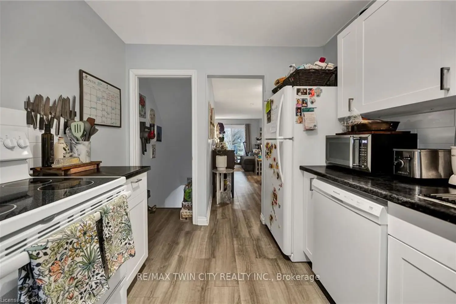 Additional image 3 of 655 Albert Street C