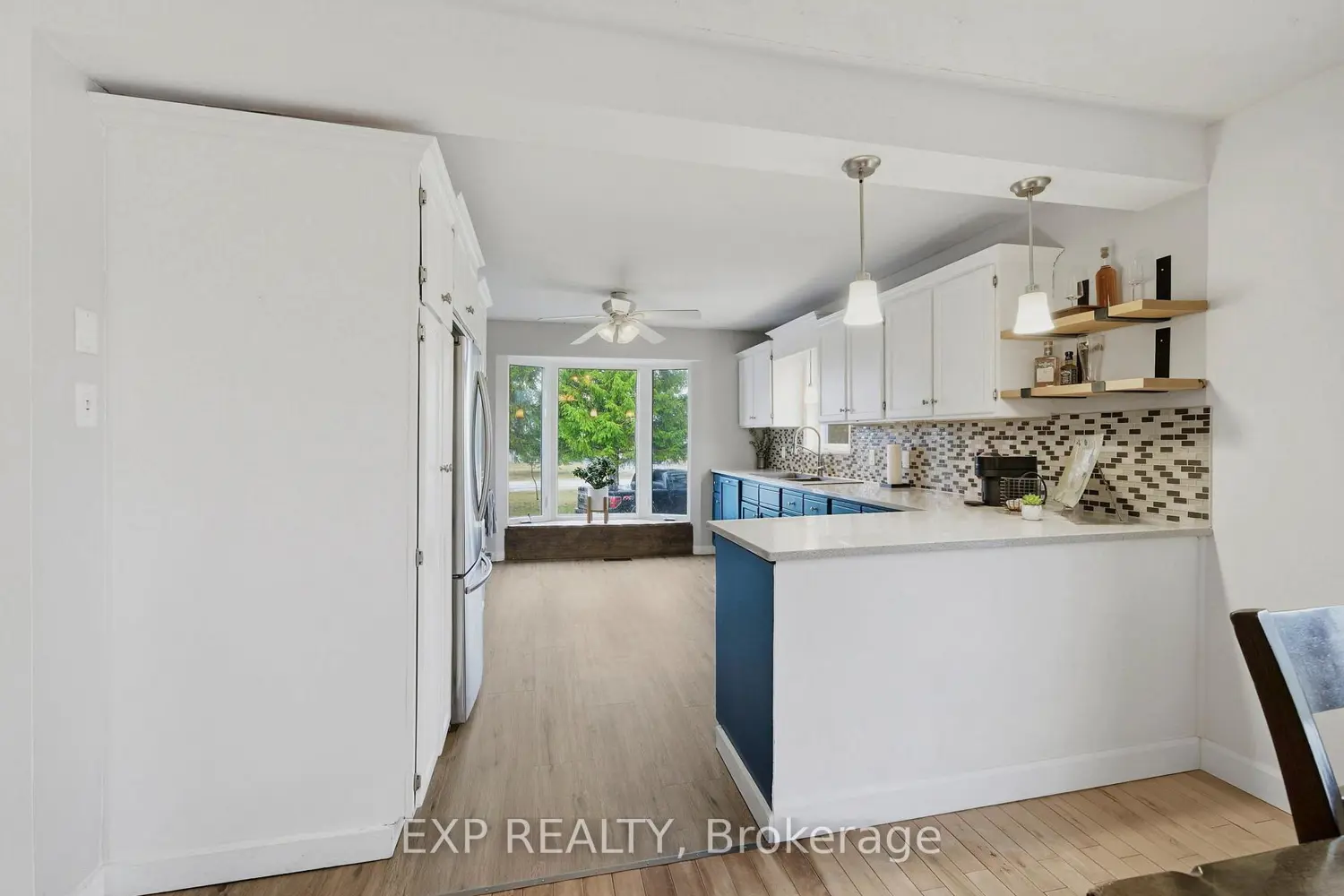 16220 Northfield Road photo 2