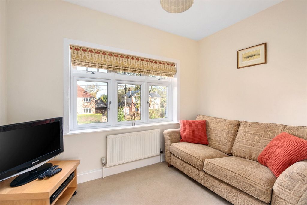 Additional image 13 of 5 bed detached house for saleNewnham Road, Hook, Hampshire RG27