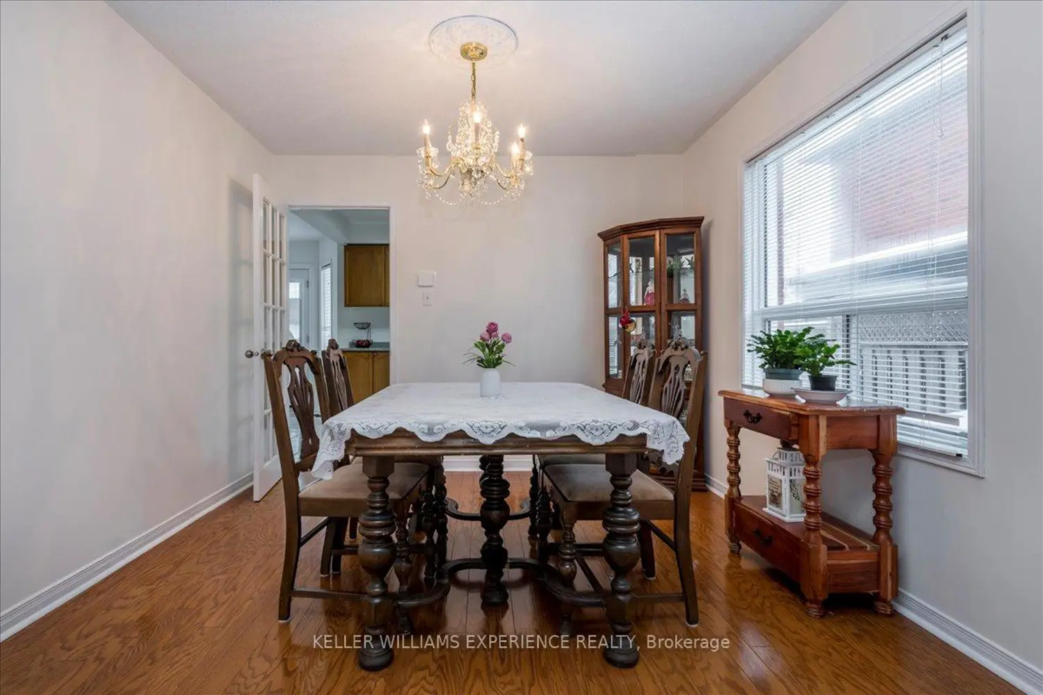 Additional image 4 of 132 James Street