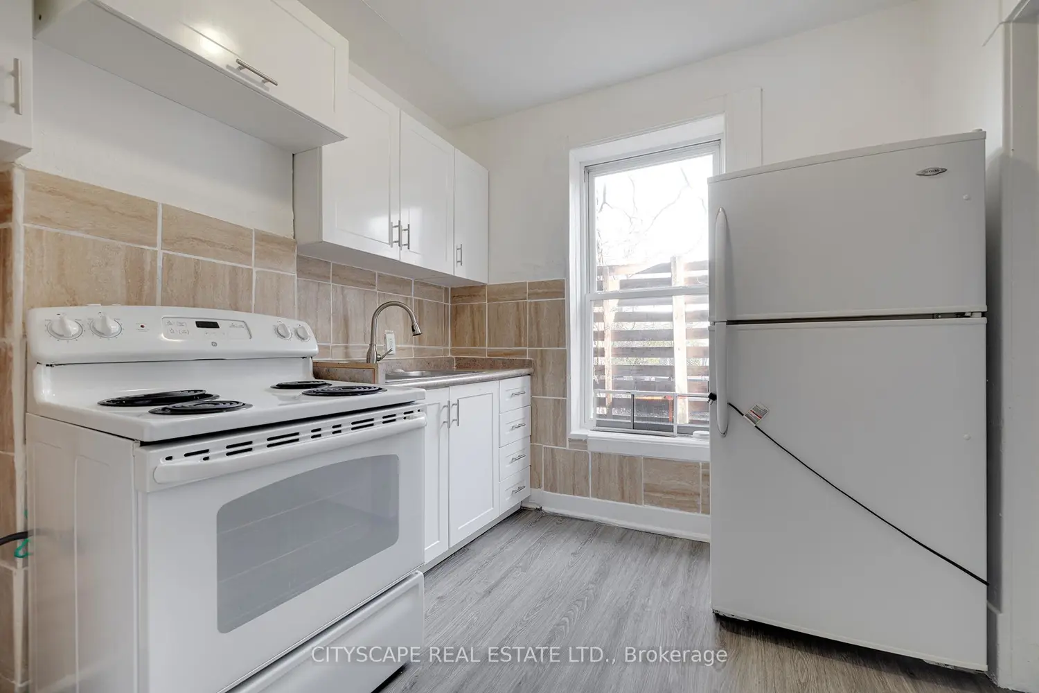 61 Eby Street B photo 5
