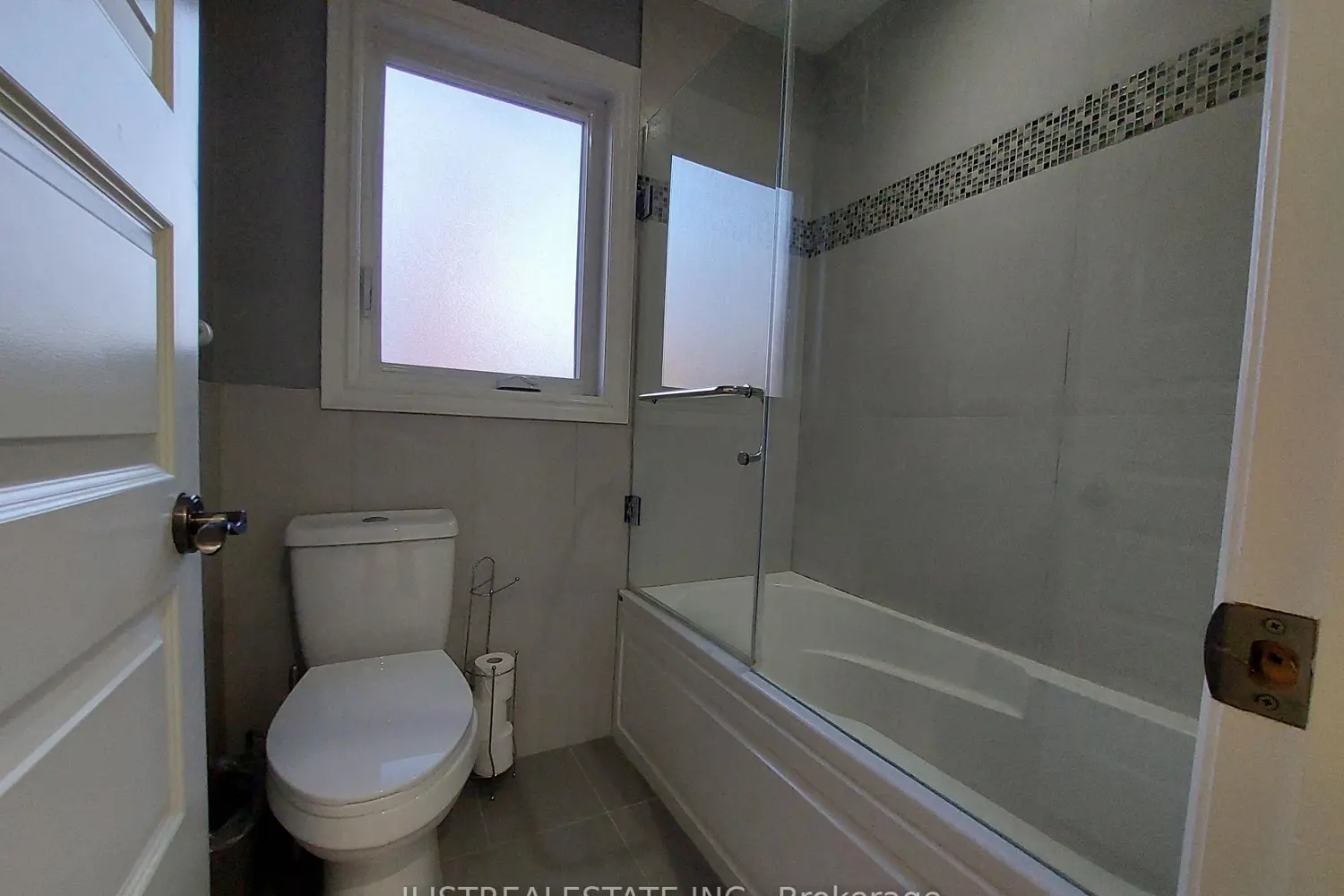 Additional image 10 of 59 Princemere Crescent